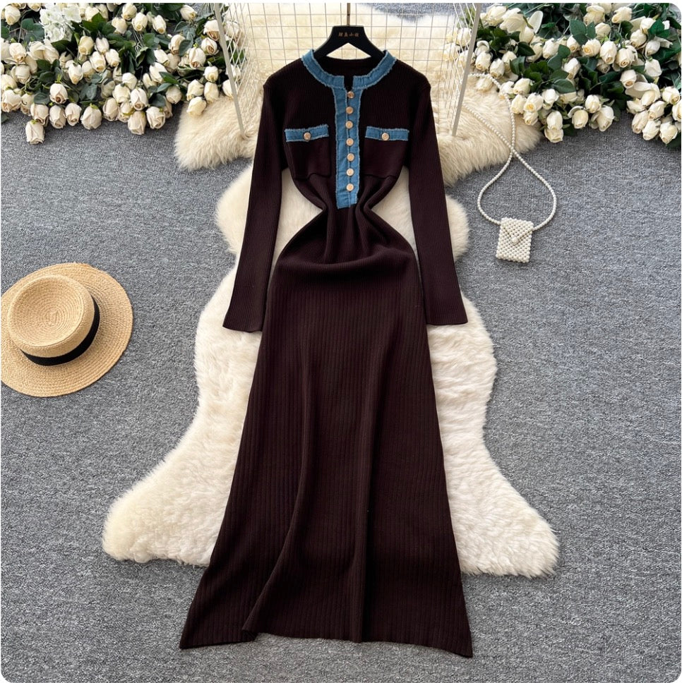 Color-blocking Round Collar Knitted Dress
