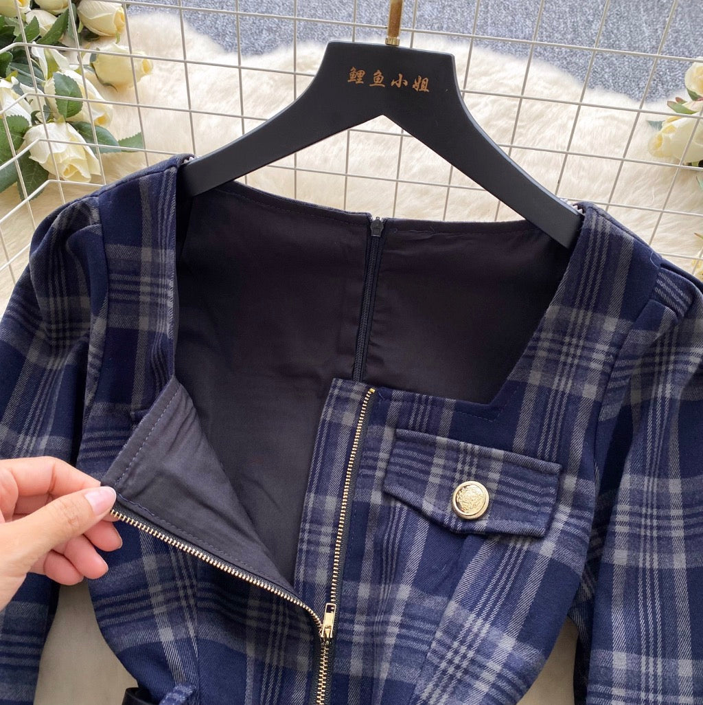 Vintage Square Neckline Plaid Dress