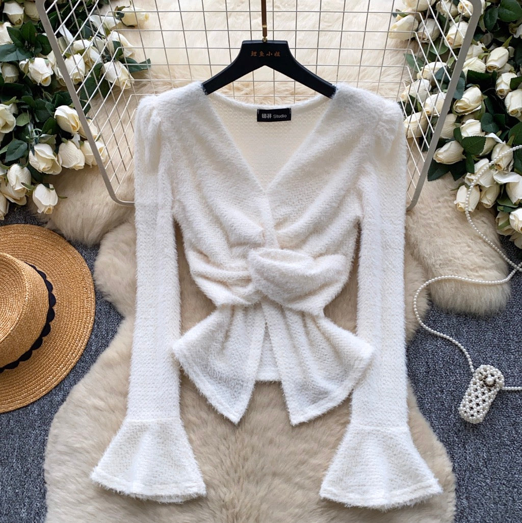 Vintage Knotted Slim-fit Knitwear