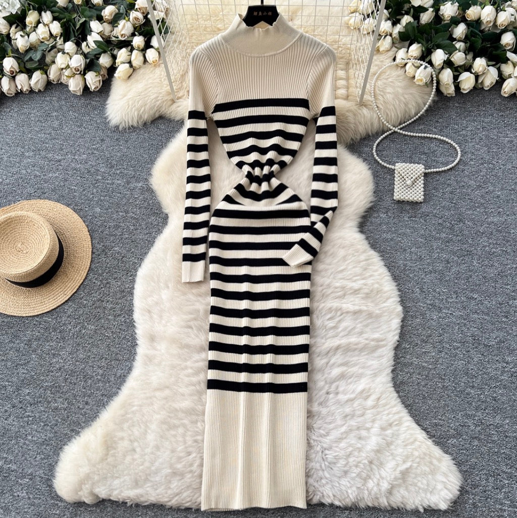 Chic Color-blocking Knit Dress