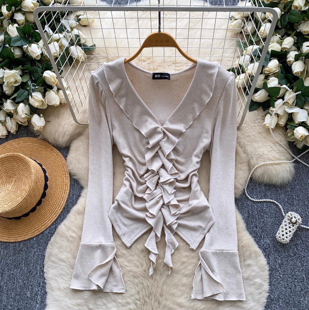 Vintage V-neck Ruffled Bottoming Top