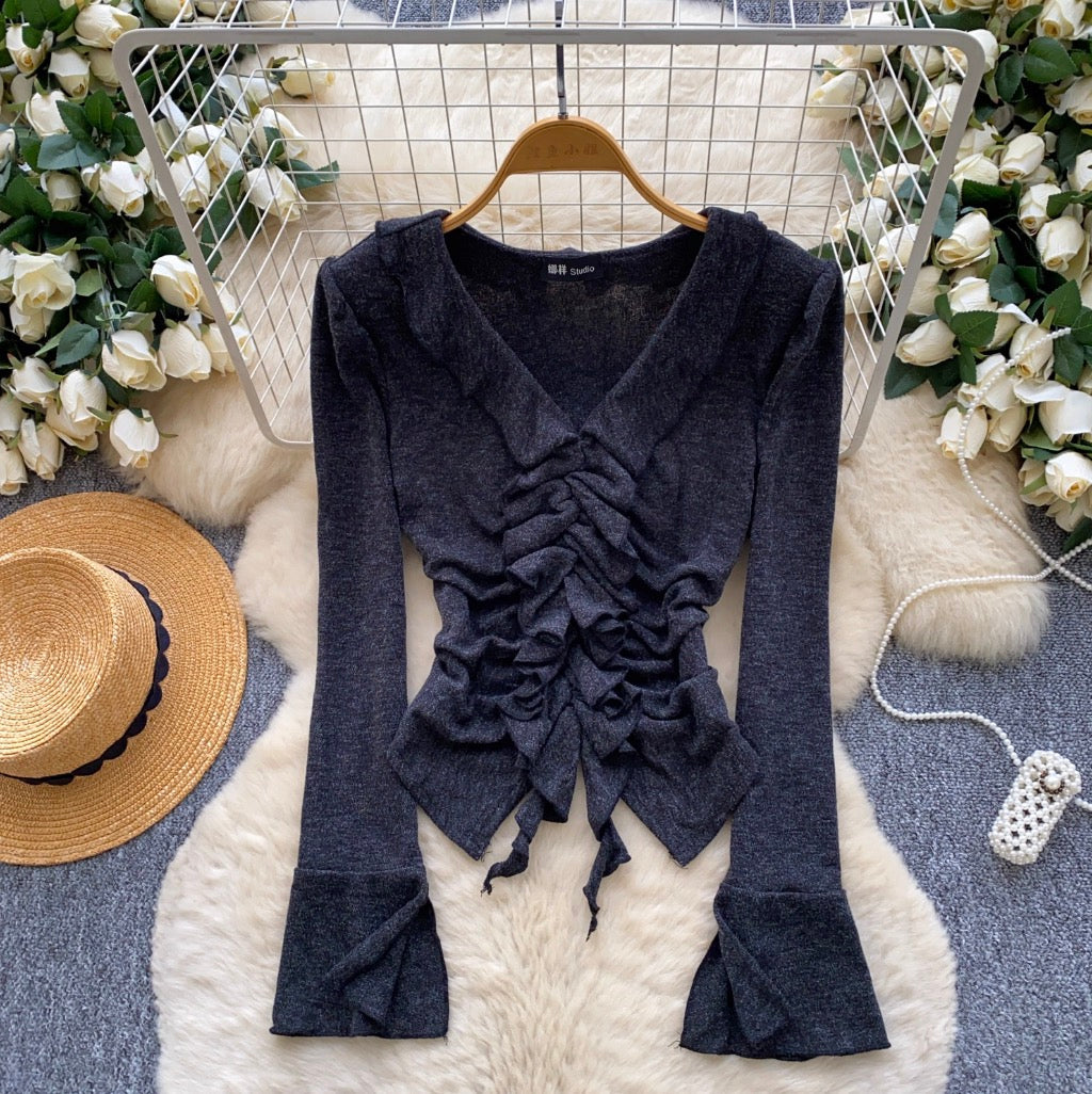 Vintage V-neck Ruffled Bottoming Top