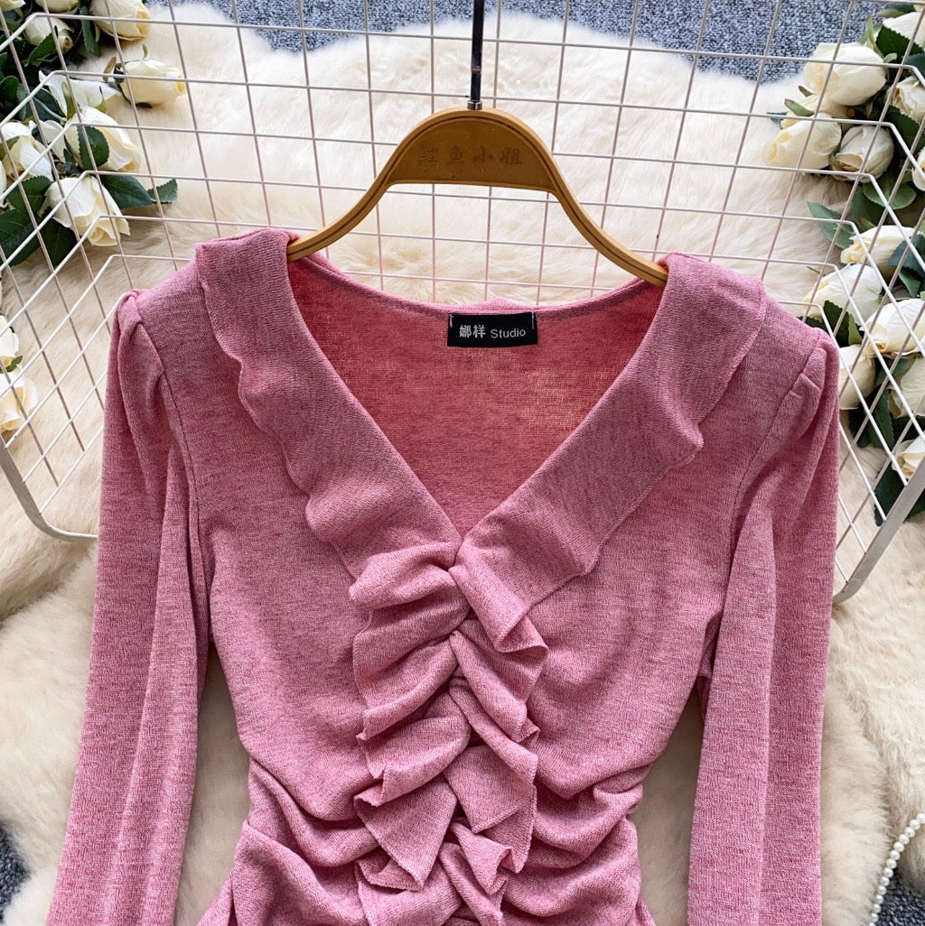 Vintage V-neck Ruffled Bottoming Top