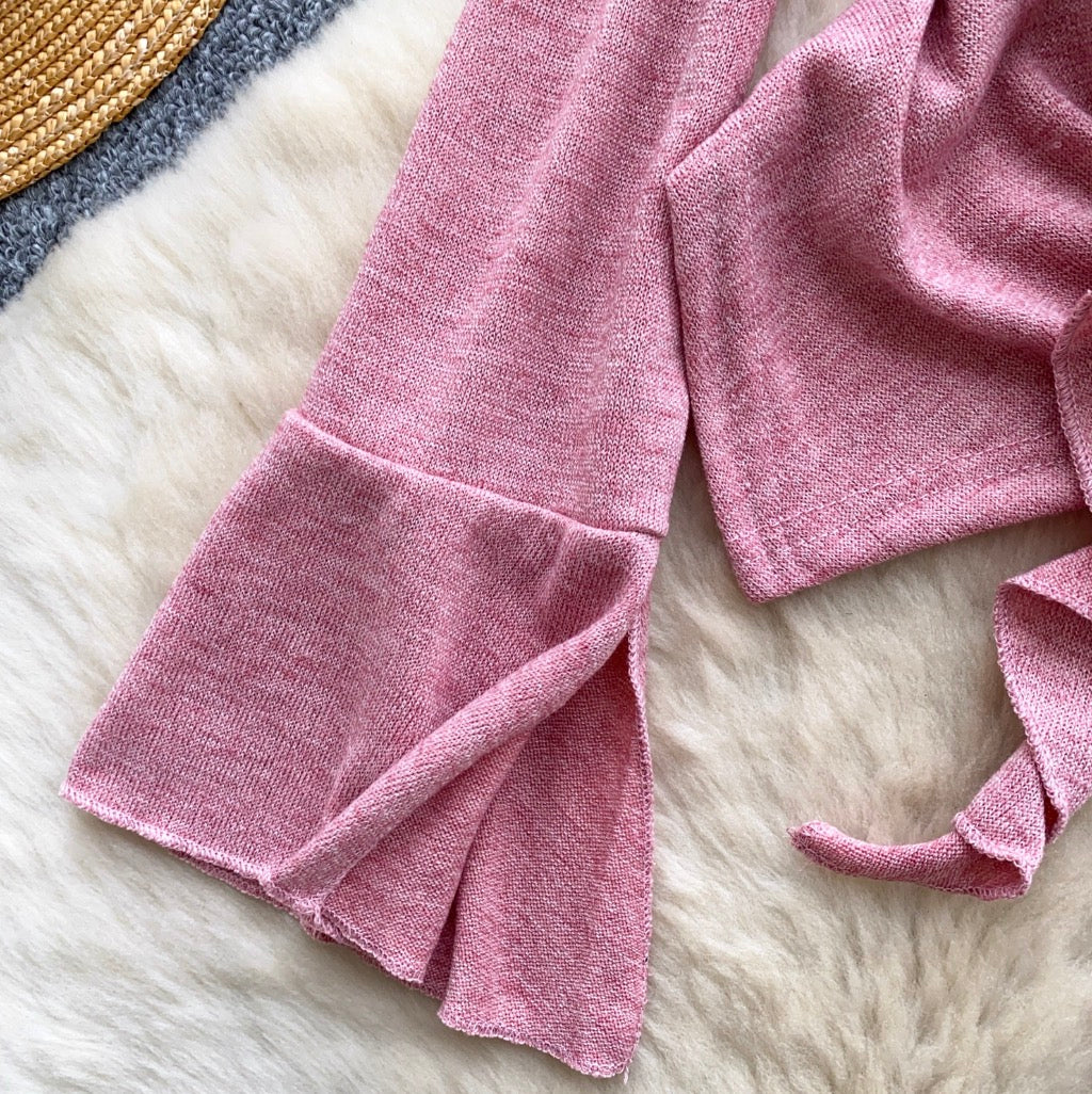 Vintage V-neck Ruffled Bottoming Top