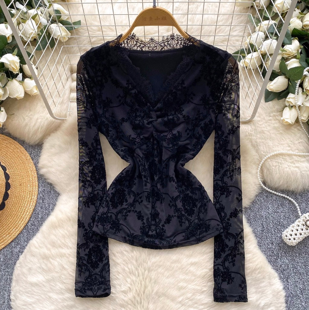 V-neck Knotted Embroidered Lace Top