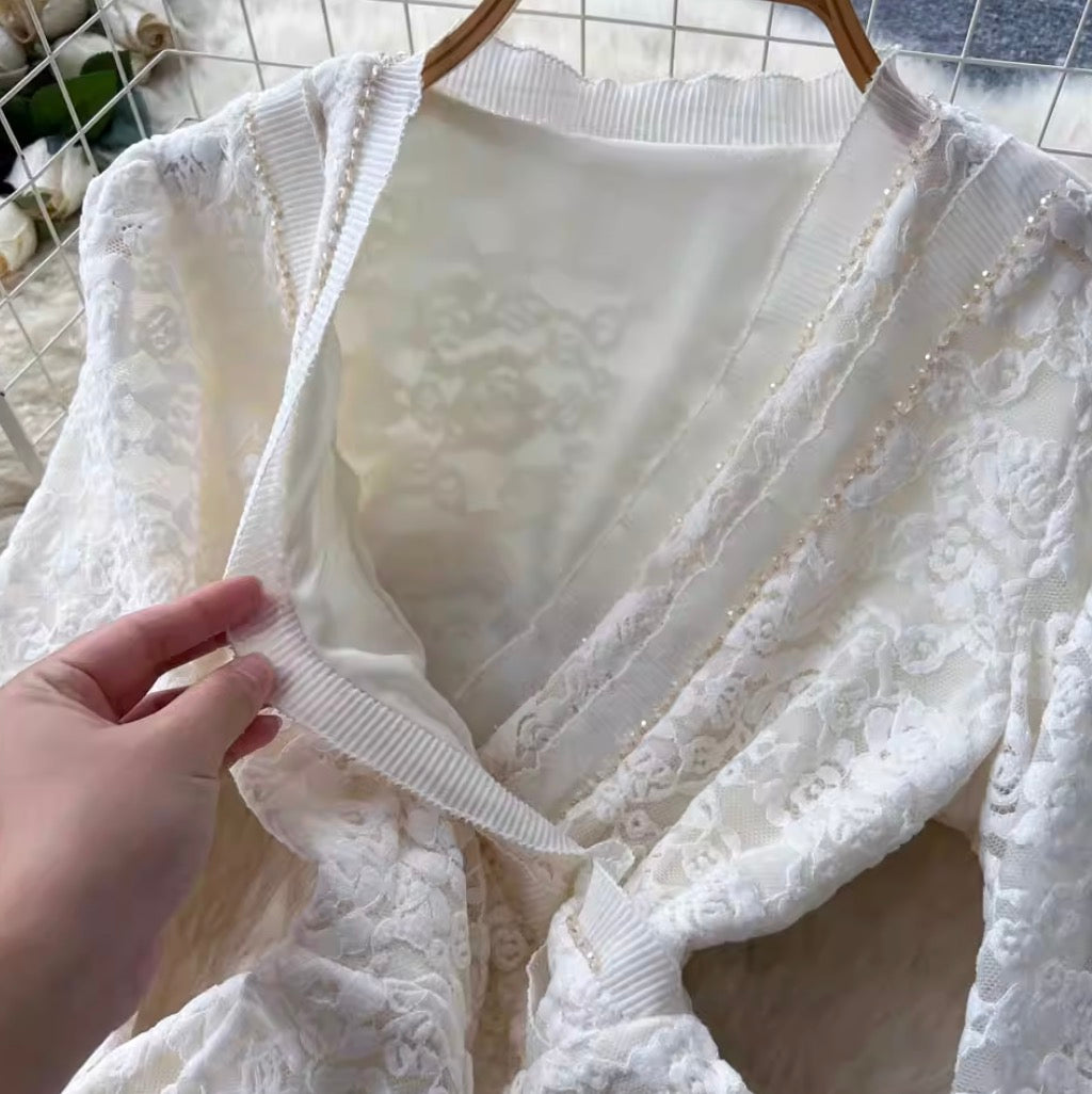 V-neck Top & Skirt Lace 2Pcs