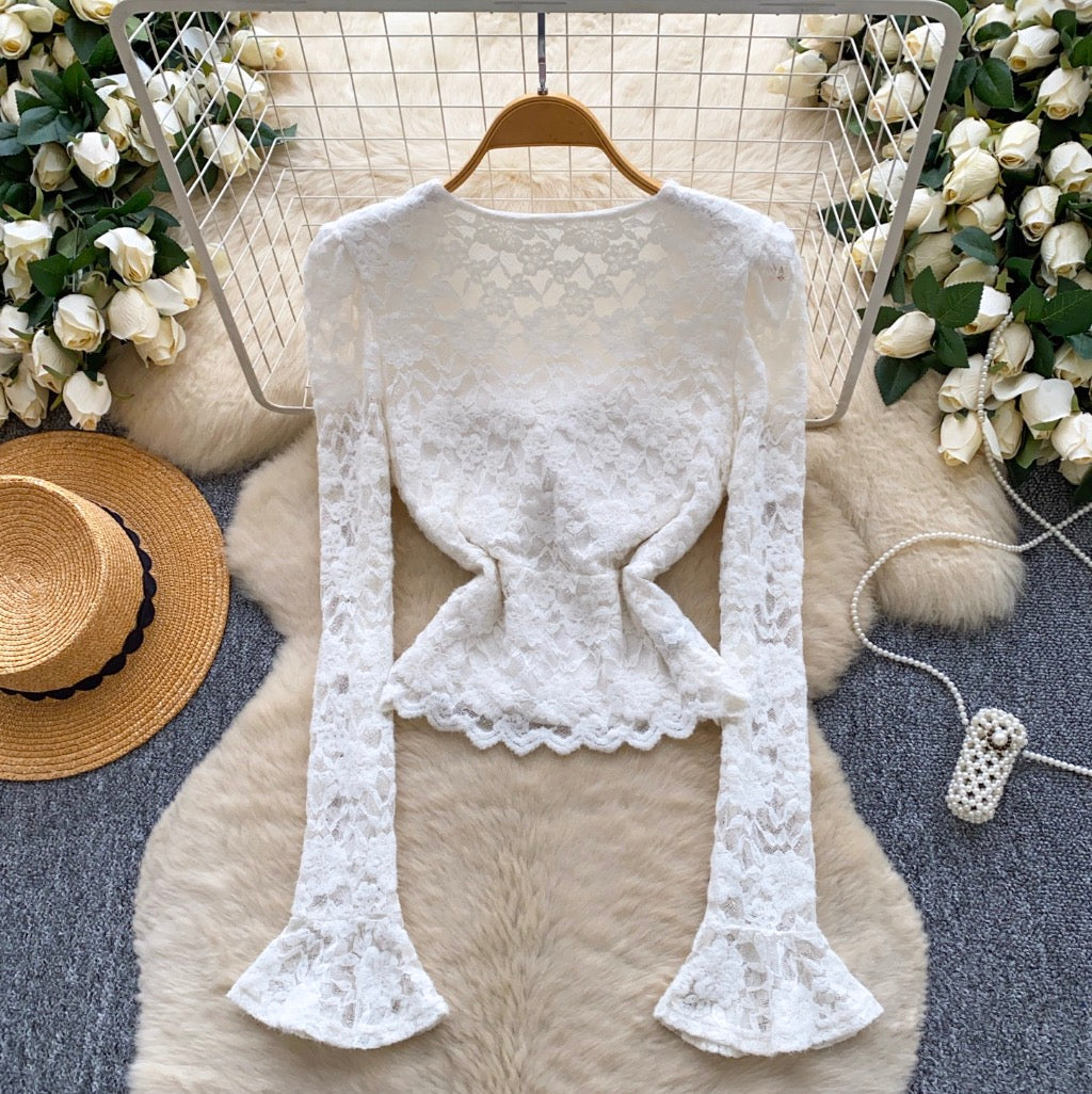 V-neck Padded Embroidered Lace Top