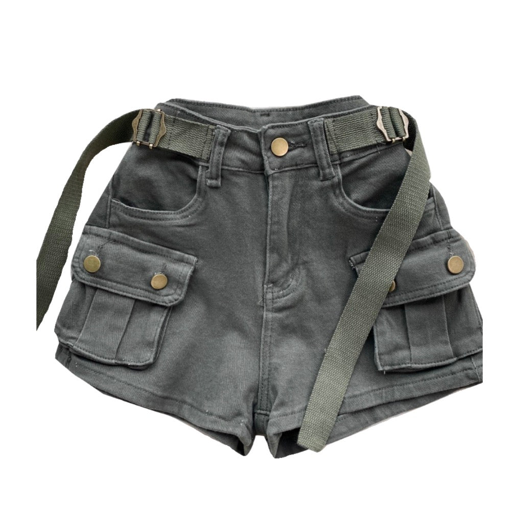 Chic Shorts with Large Pockets