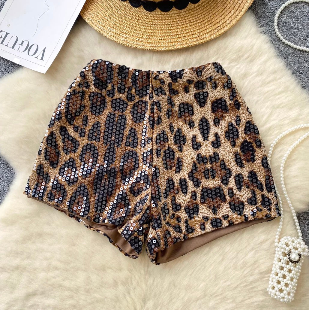 Shiny Leopard Print Sequined Shorts