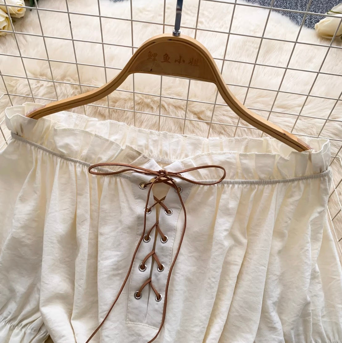 Off-shoulder Top & Cake Skirt 2Pcs