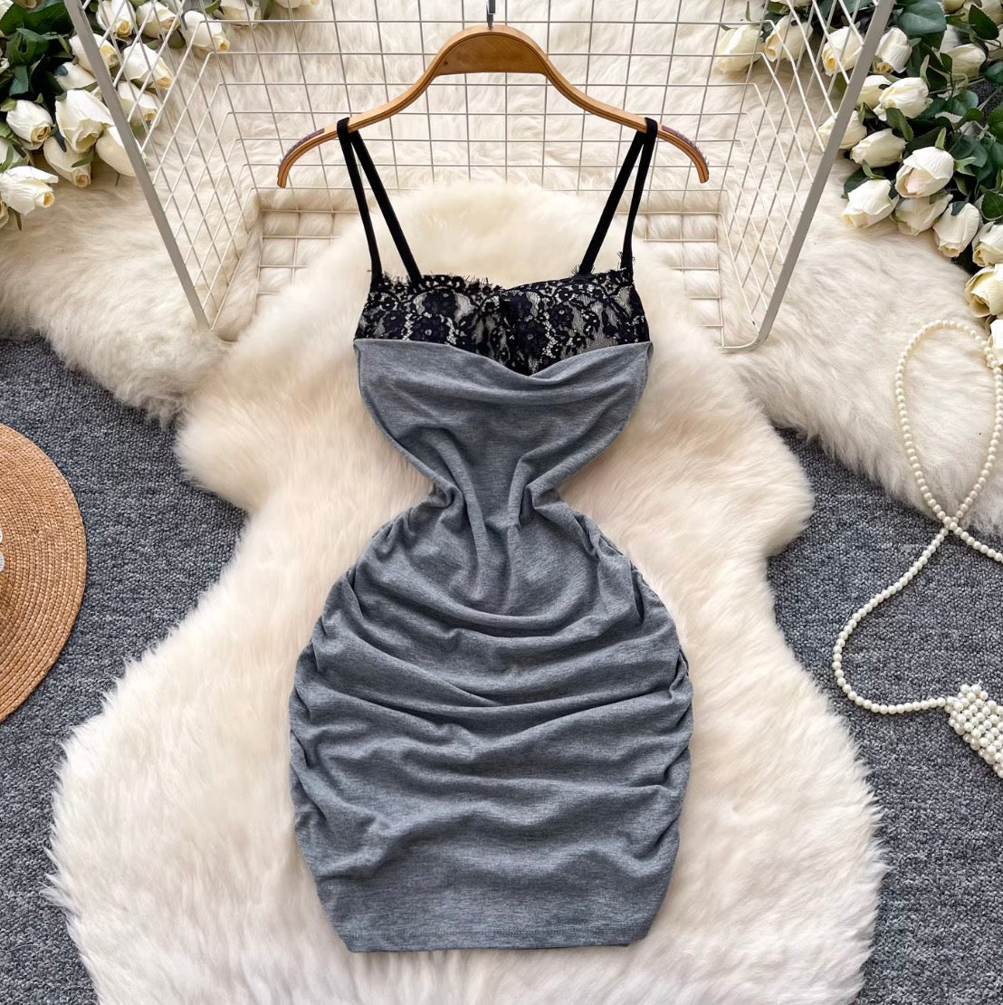 Lace Patchwork Hip-wrapping Slip Dress