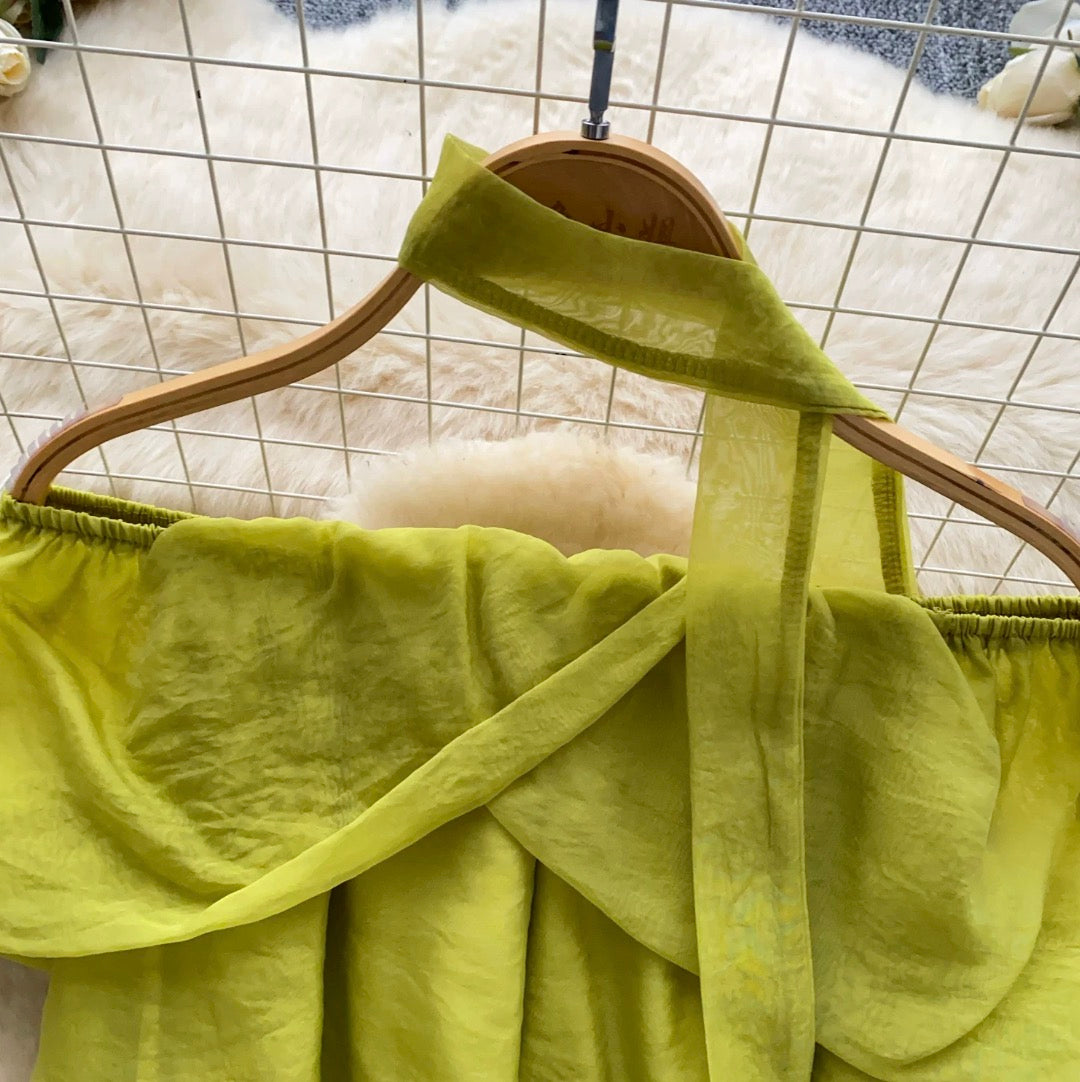 Sweetie Off-shoulder Shirt with Ribbon