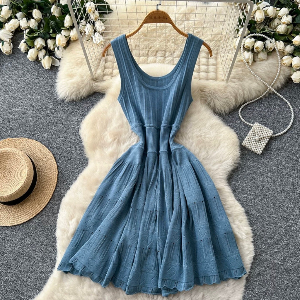 U-neck Solid Color Knit Dress