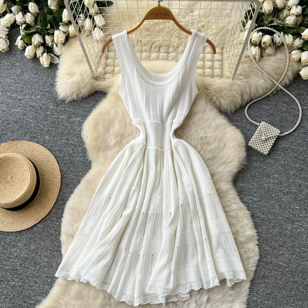 U-neck Solid Color Knit Dress