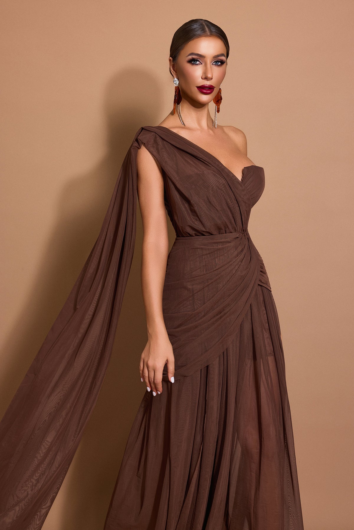 Mesh One-Shoulder Gathering Midi Dress