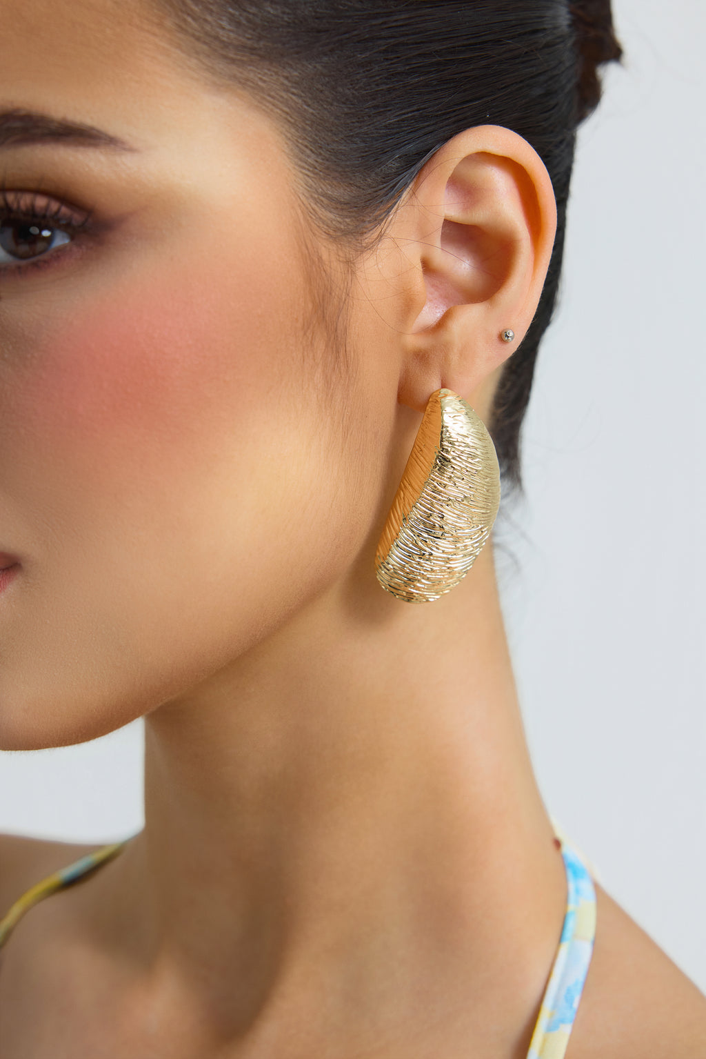Metal Textured Shell Earrings