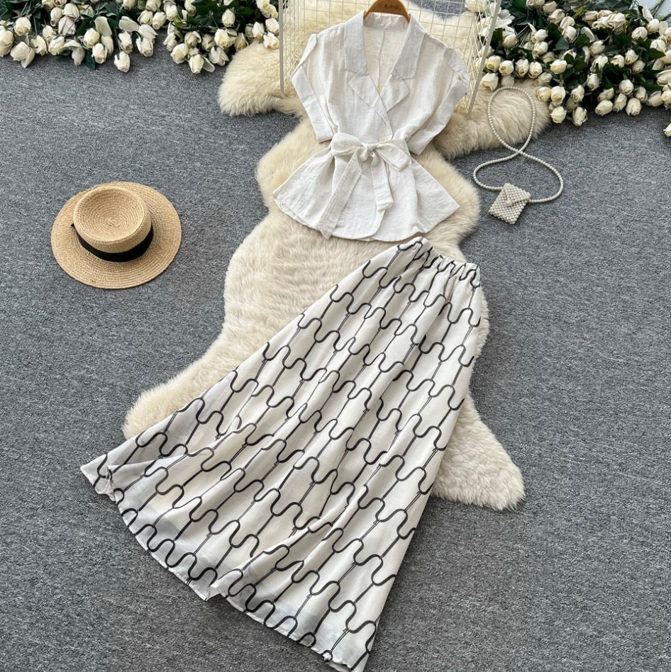 V-neck Top & Print Skirt 2Pcs