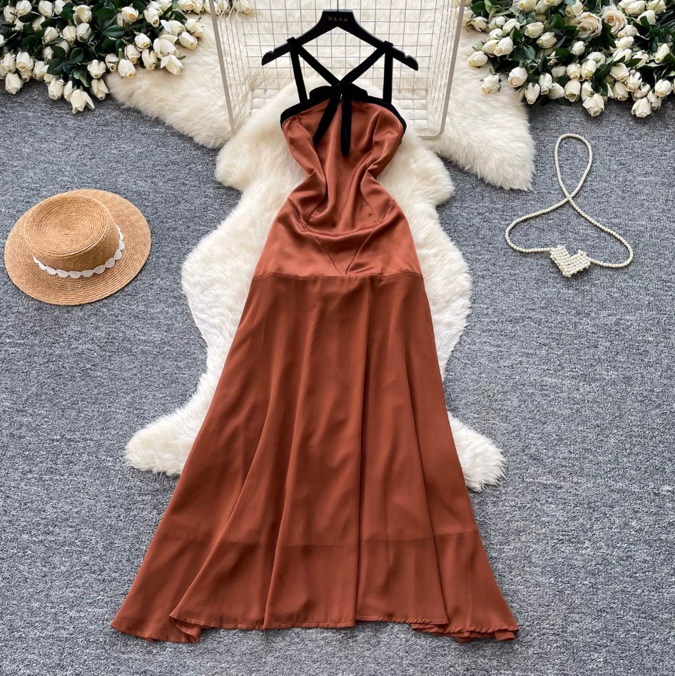 Color Blocking Backless Halter Dress