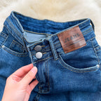 Chic High-waist Straight Ninth Jeans