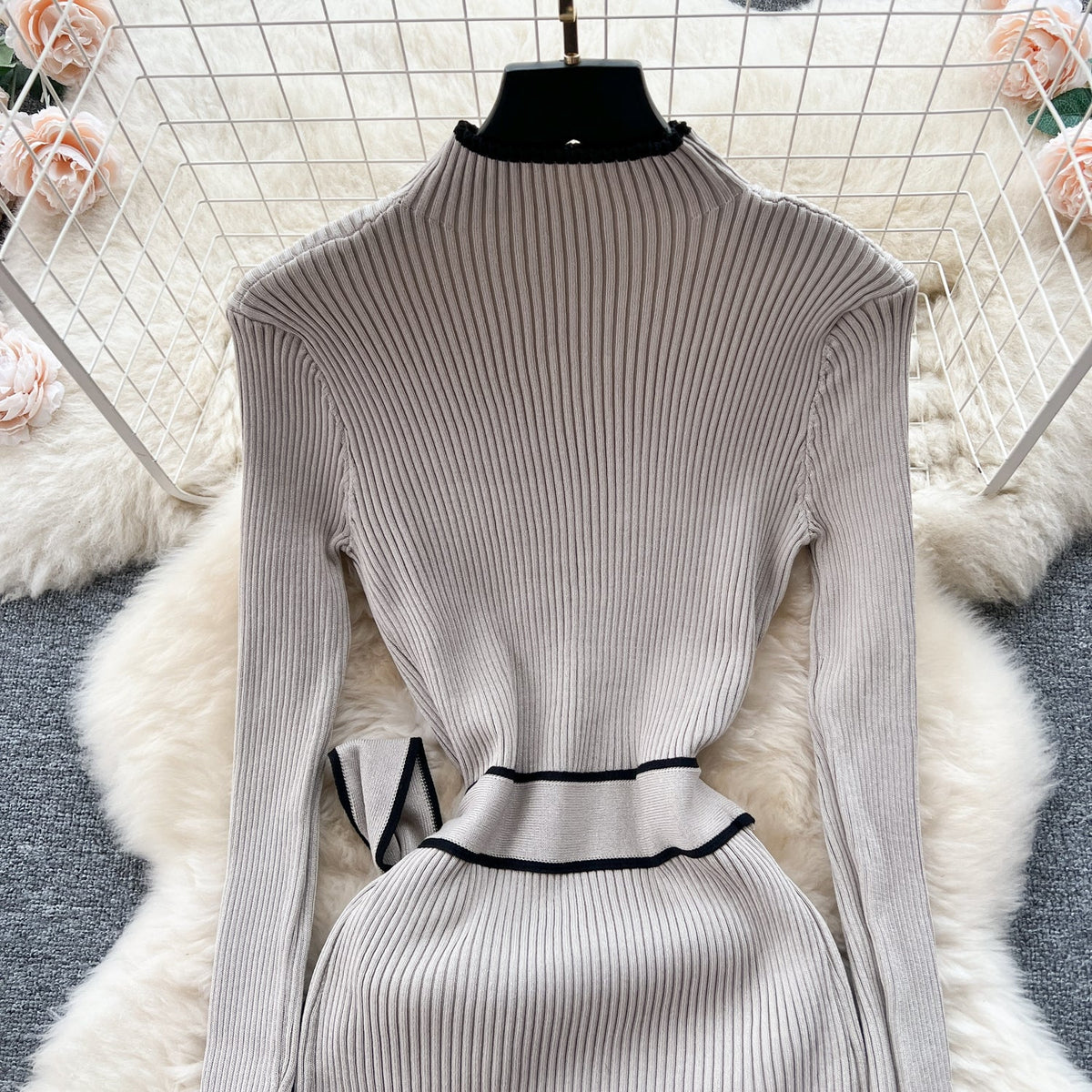 Elegant Lace-up Knitted Slim Dress