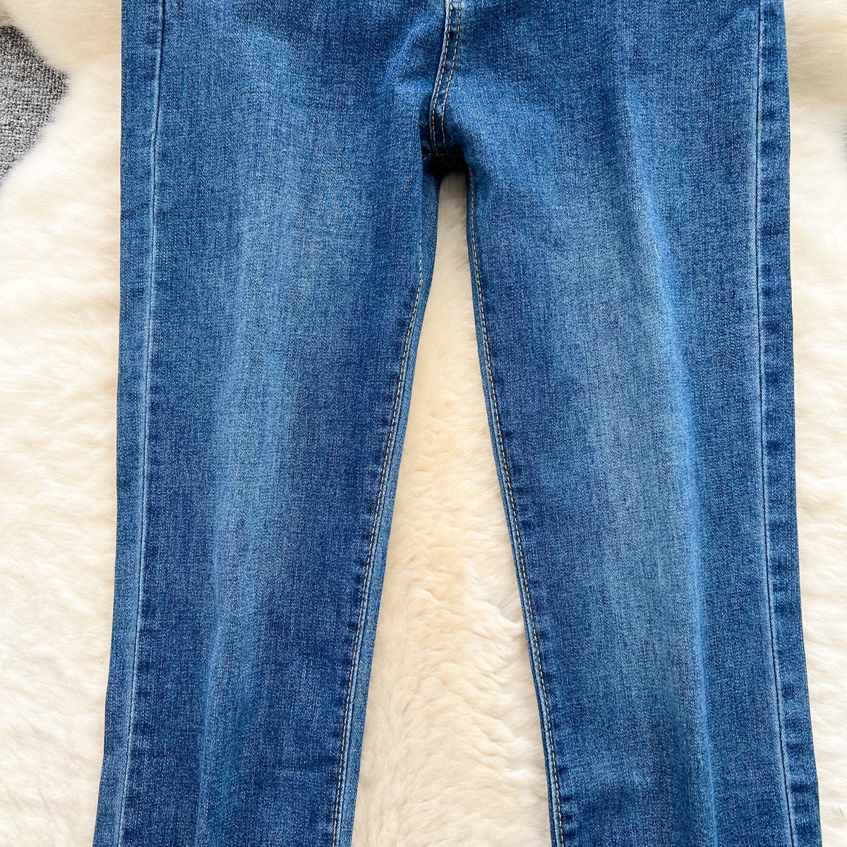 Chic High-waist Straight Ninth Jeans