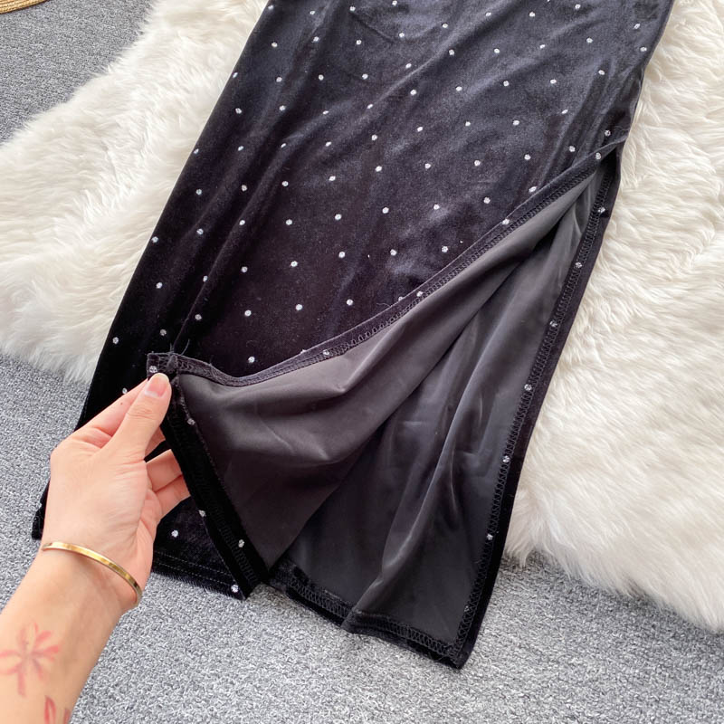 Polka Dot One-shoulder Velvet Bag Hip Dress