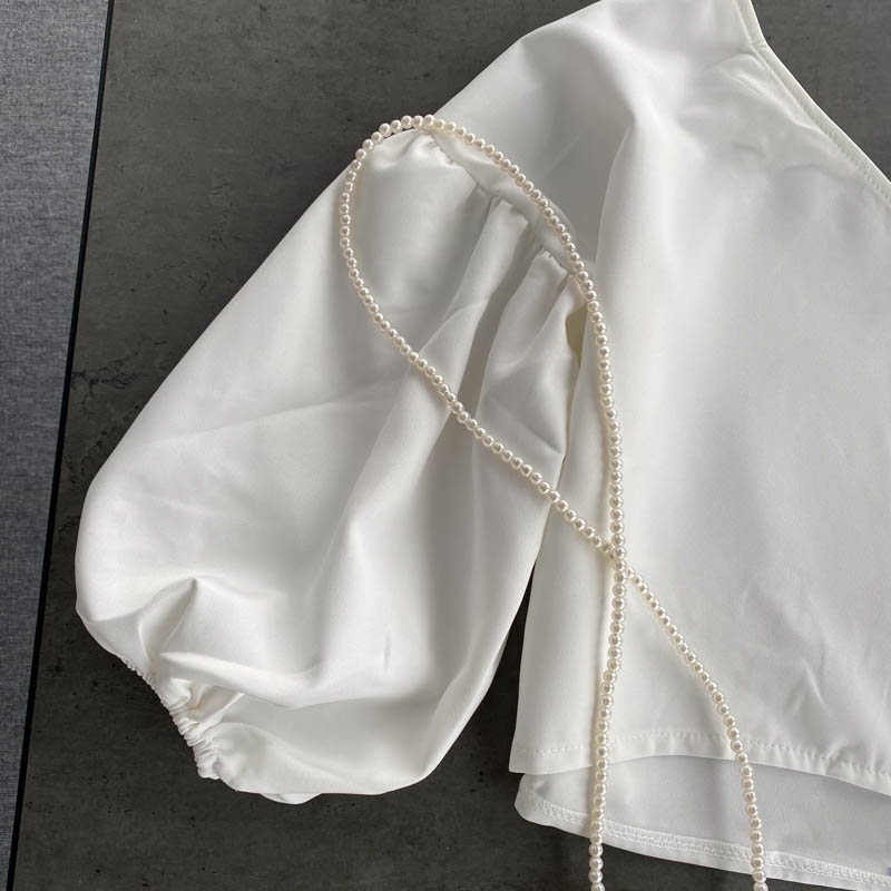 Raglan Neckline Puff Sleeves Top