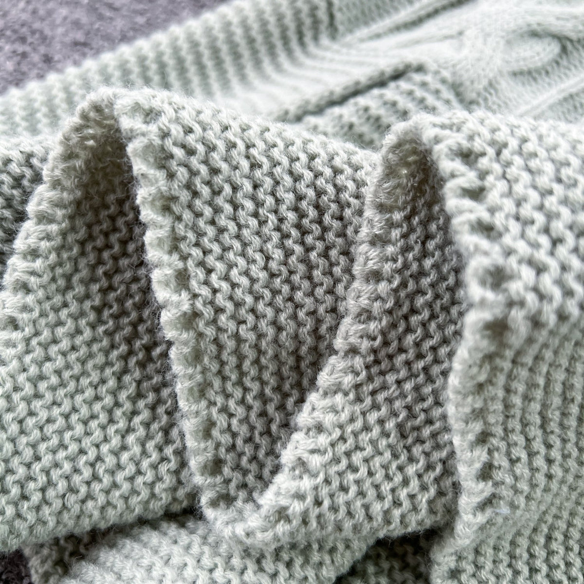 Twist-knitting Sweater&Fishtail Skirt 2Pcs