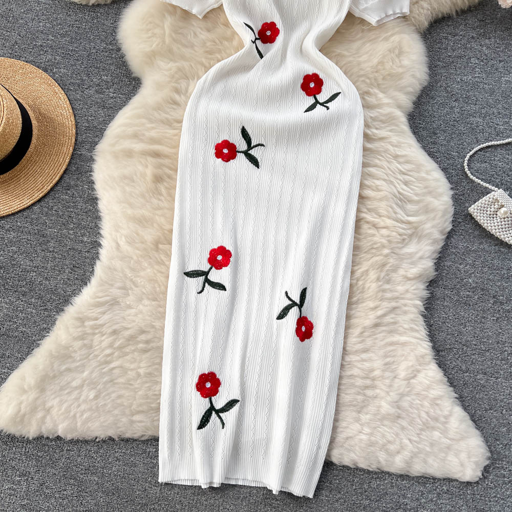 Elegant Rose Embroidered Knitted Dress