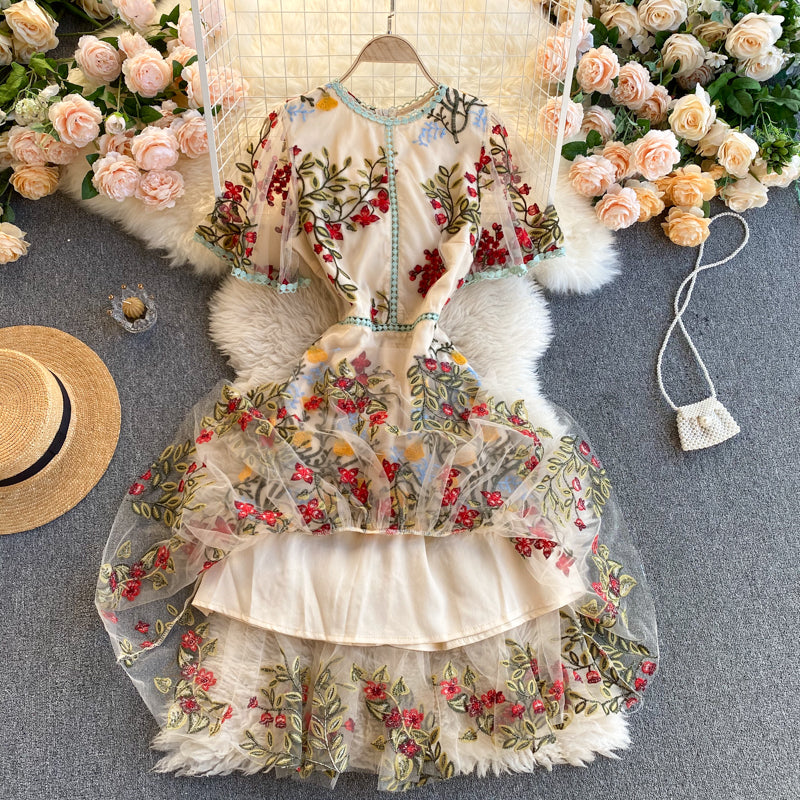 Vintage Embroidered Round Neck Dress