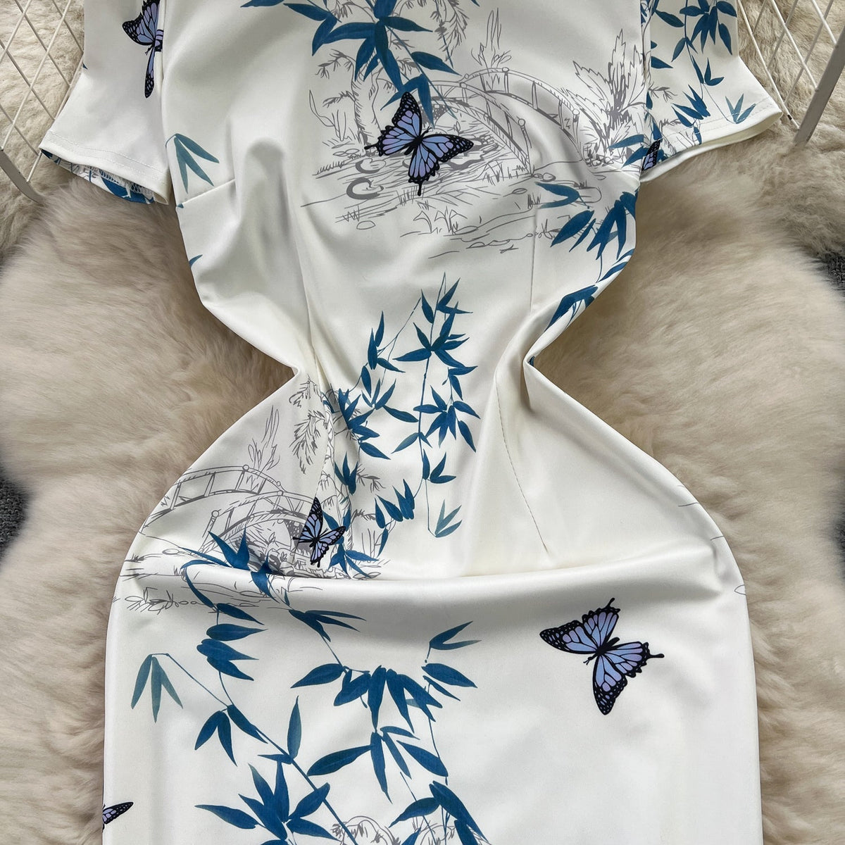 Chinese Style Floral Split Cheongsam