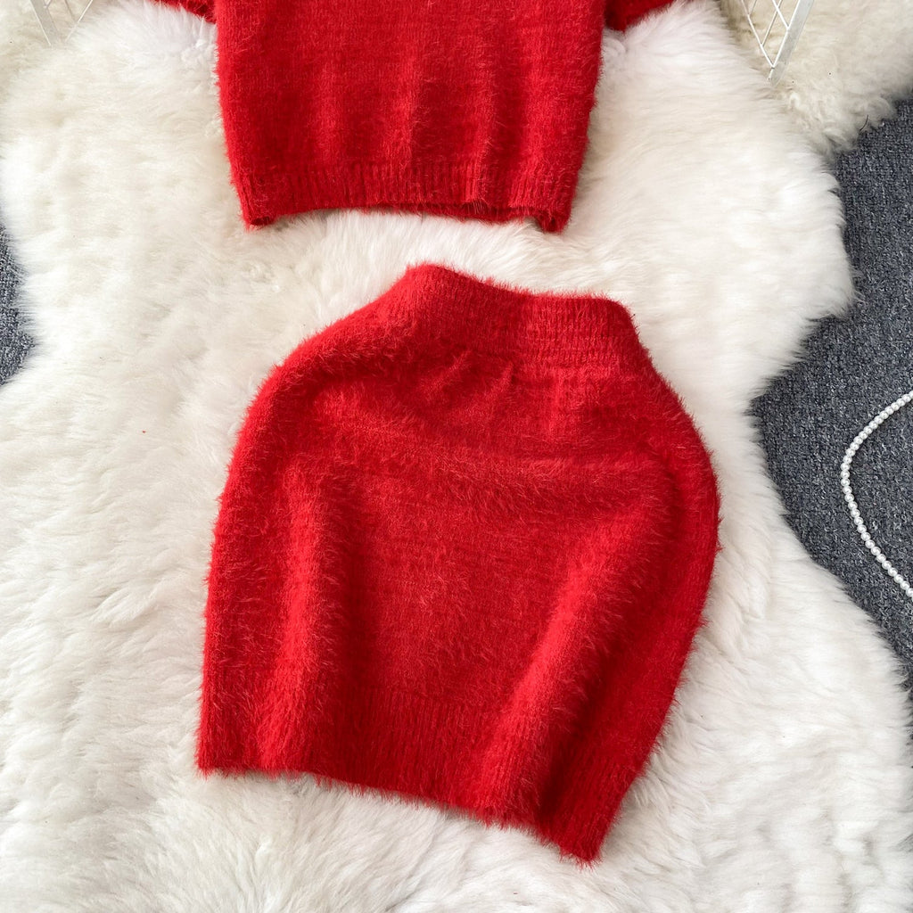 Hollowed Knitwear&Hip-wrapping Skirt 2Pcs