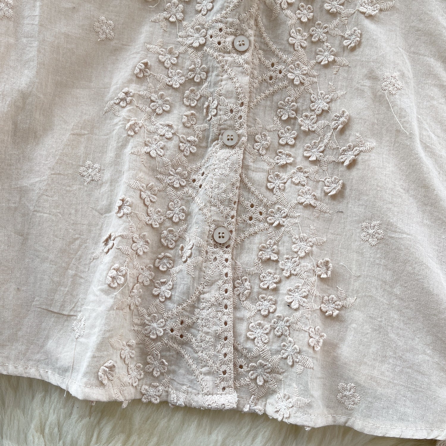 Flared Sleeve Solid Color Embroidered Shirt