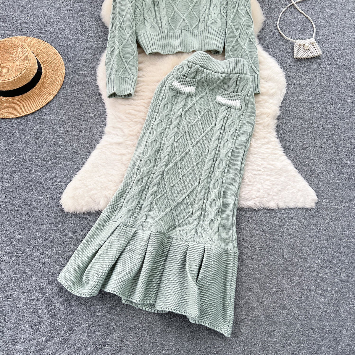 Twist-knitting Sweater&Fishtail Skirt 2Pcs