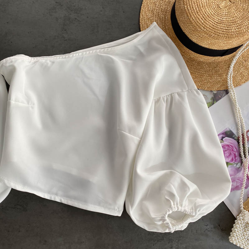 Raglan Neckline Puff Sleeves Top