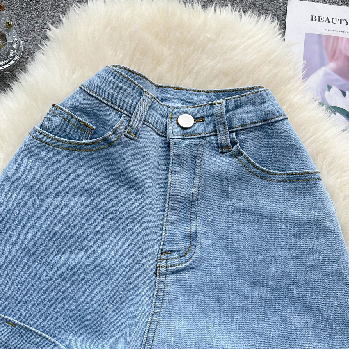 Vintage High-waist Hemming Denim Shorts