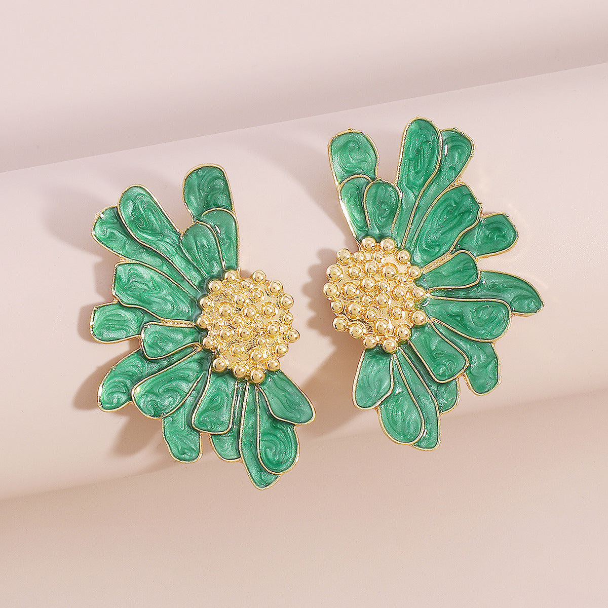 Vintage Alloy Flower Stud Earrings