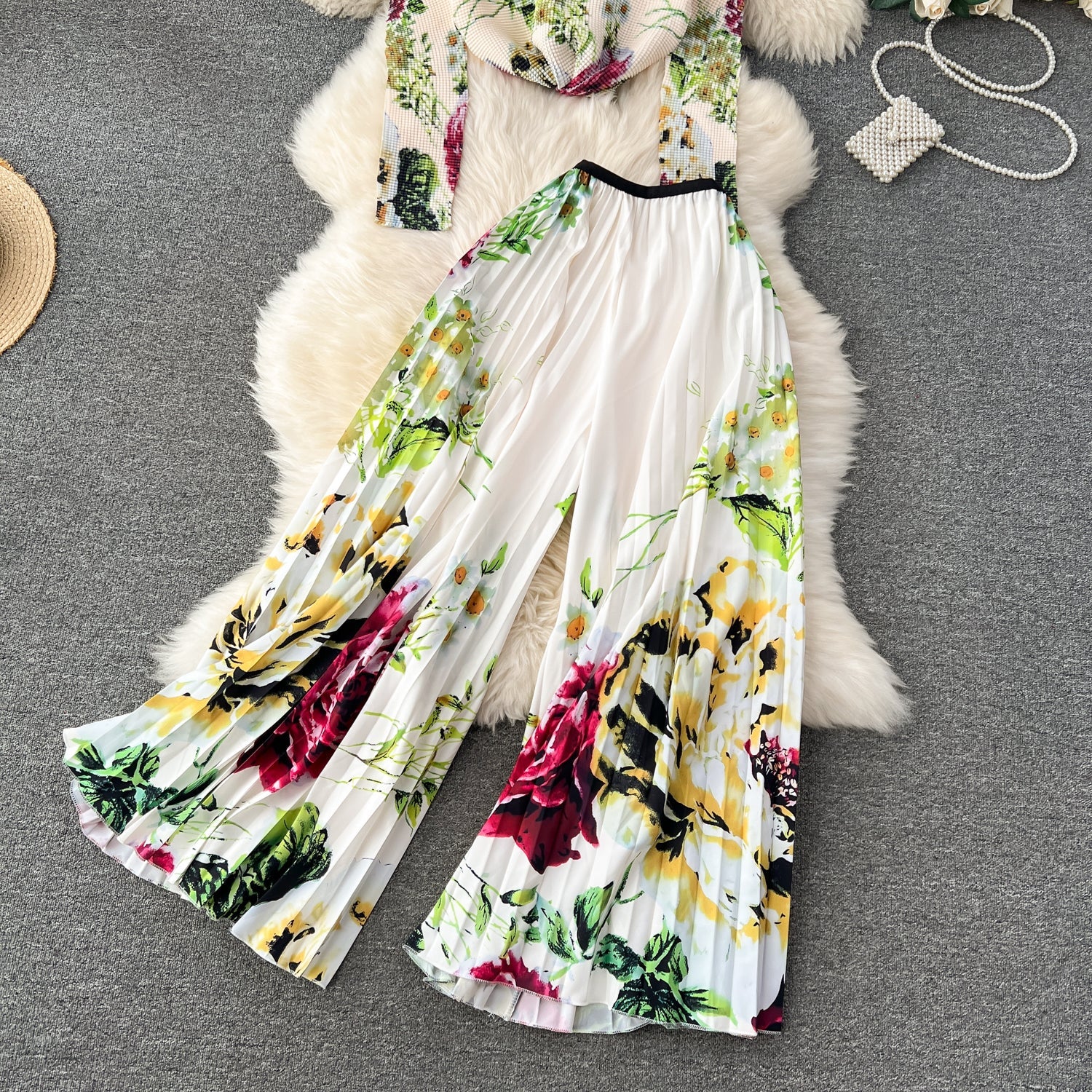 Pleated Knitwear&Wide-leg Trousers Printed 2Pcs