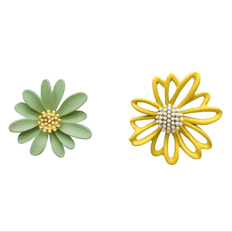 Daisy Flower Earrings