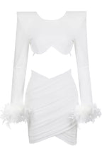 Meadow White Feather Bandage Set