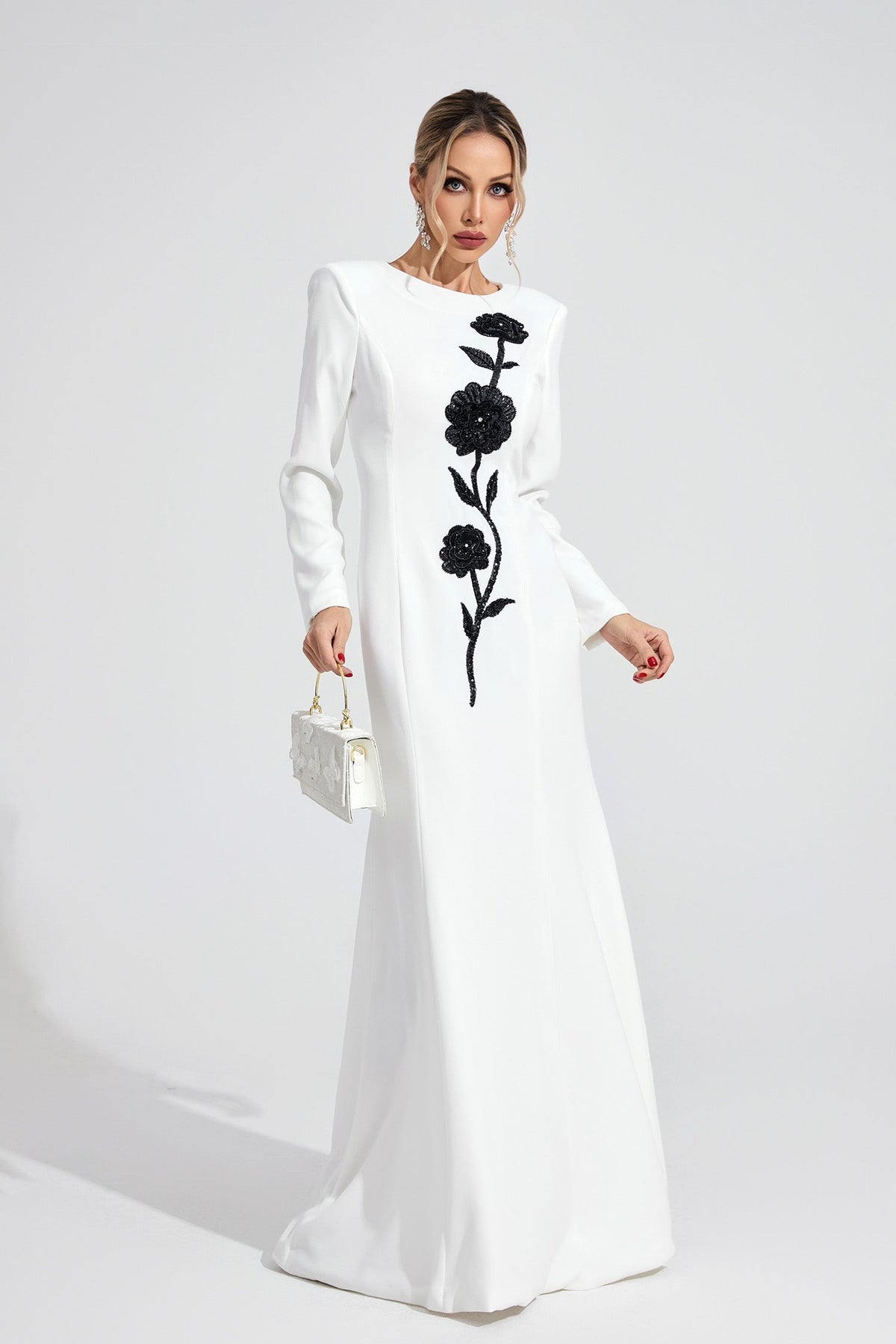 Wyverion White Diamond Maxi Dress