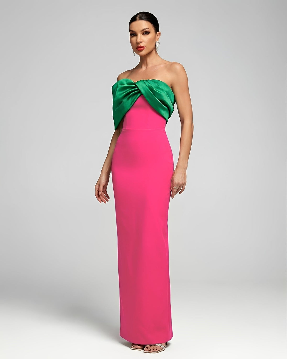 Dorevin Contrast-Color Pleated Maxi Dress