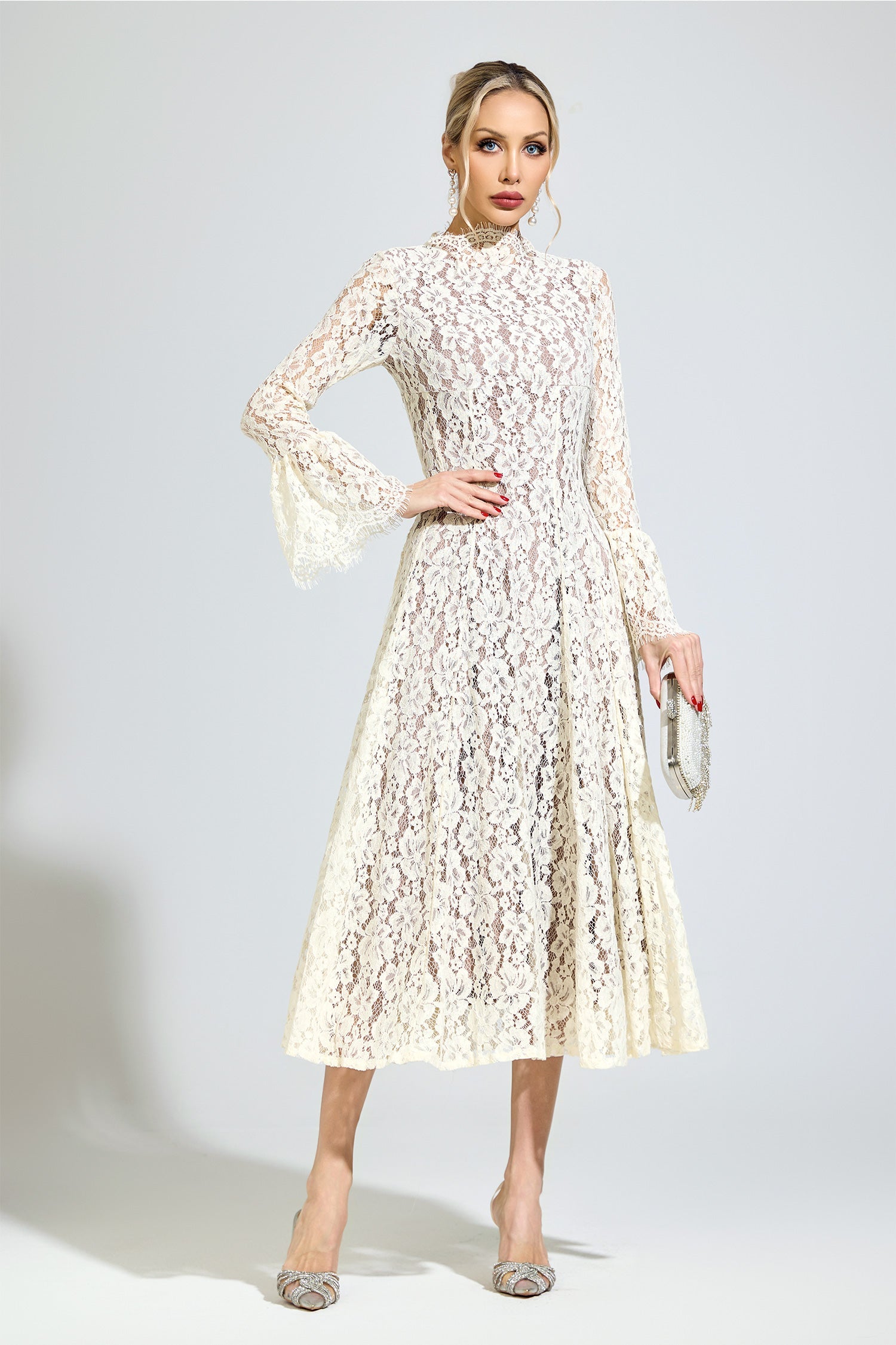 Aroqen White Bell Sleeve Maxi Dress