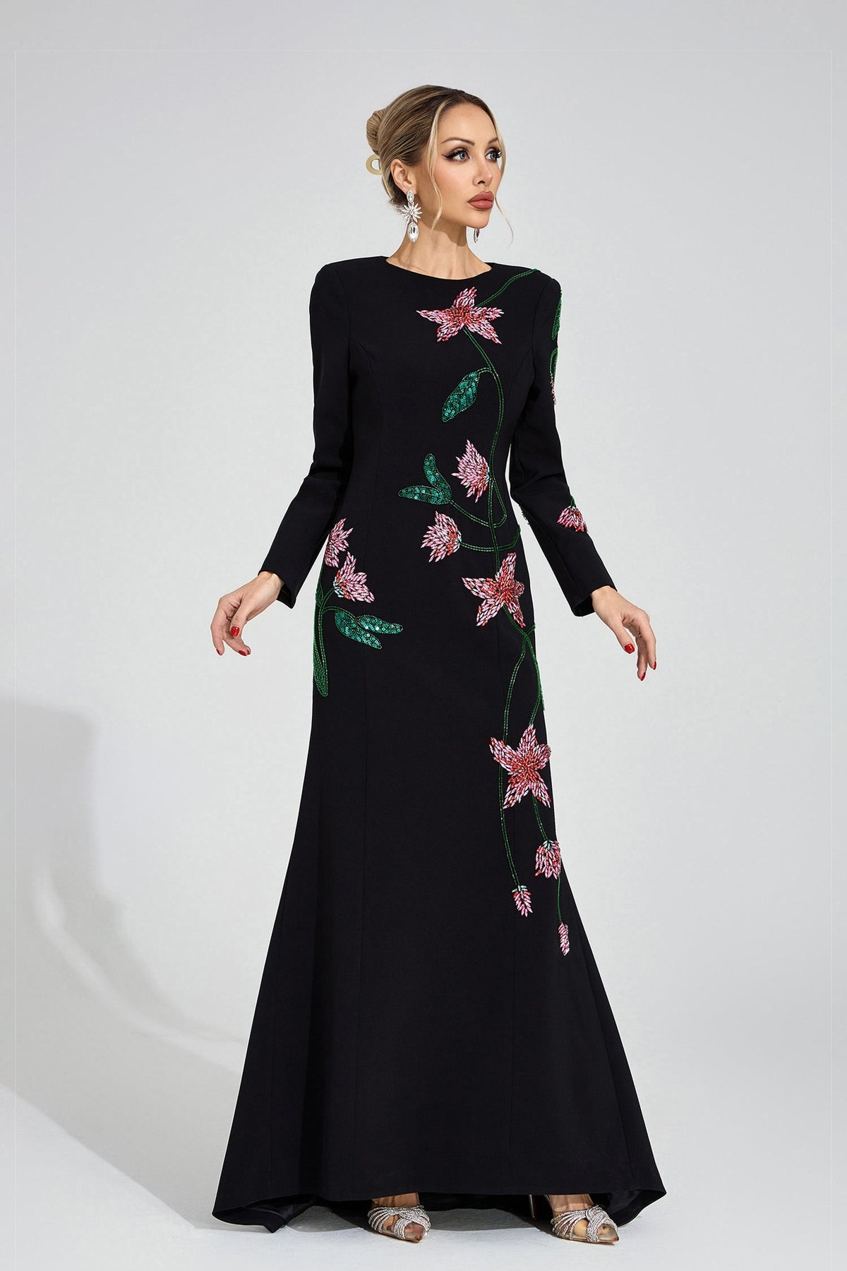 Aerthion Black Floral Maxi Dress