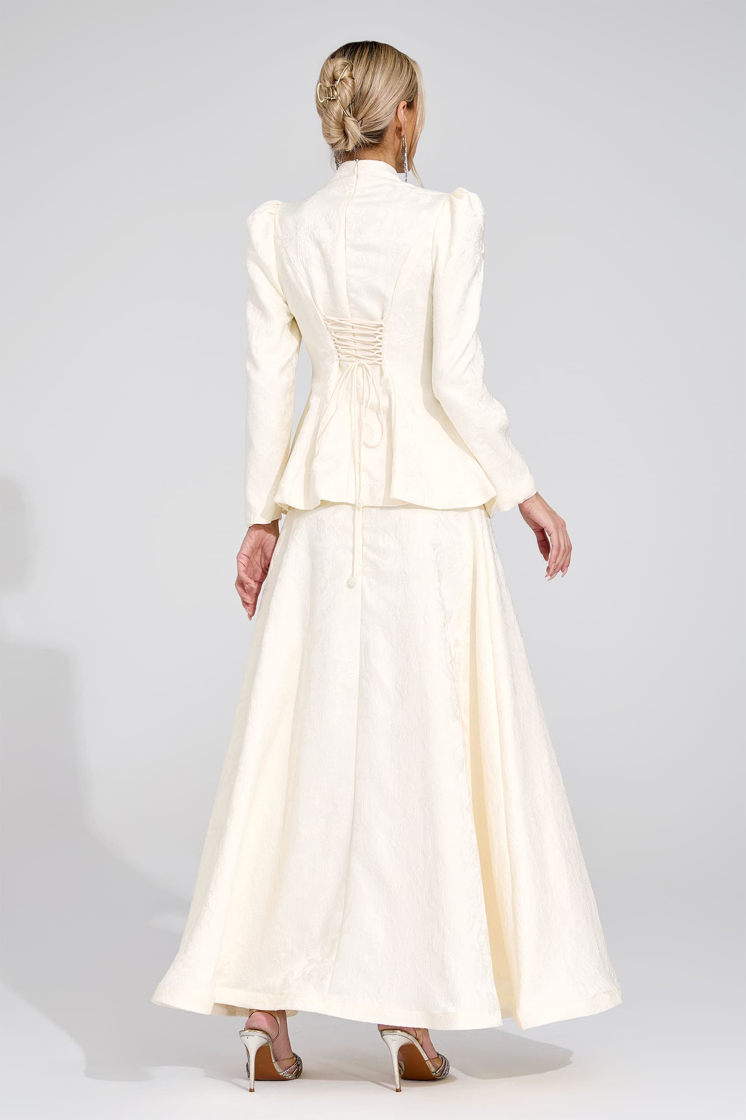 Jarevix Apricot Embroidered Set