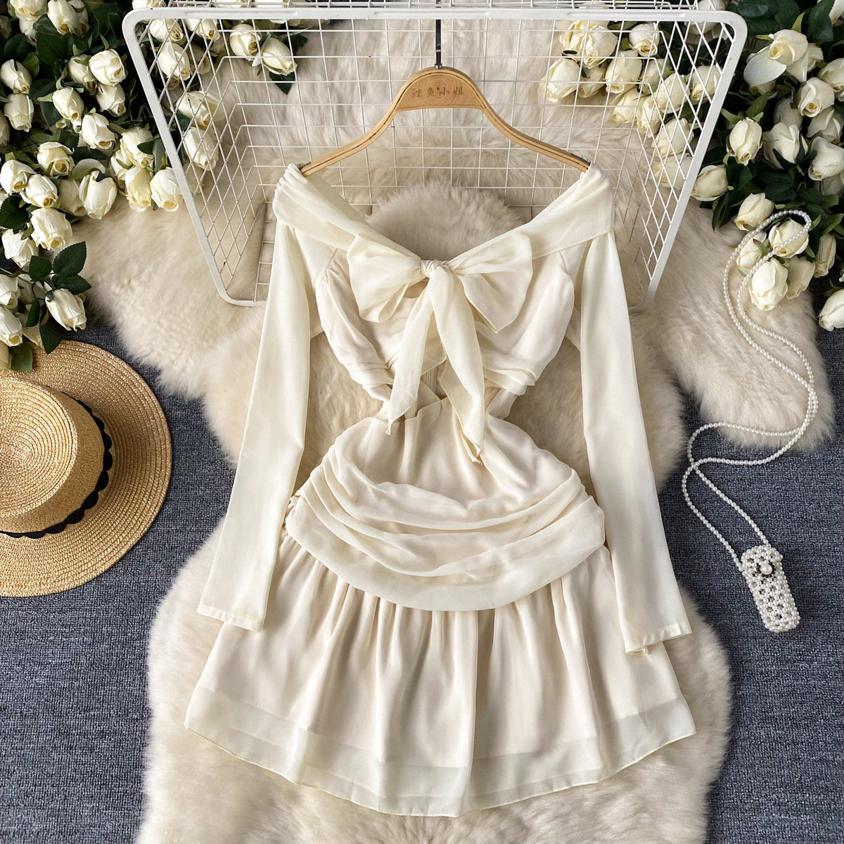 Off-shoulder Bow Hollowed Puffy Sleeve