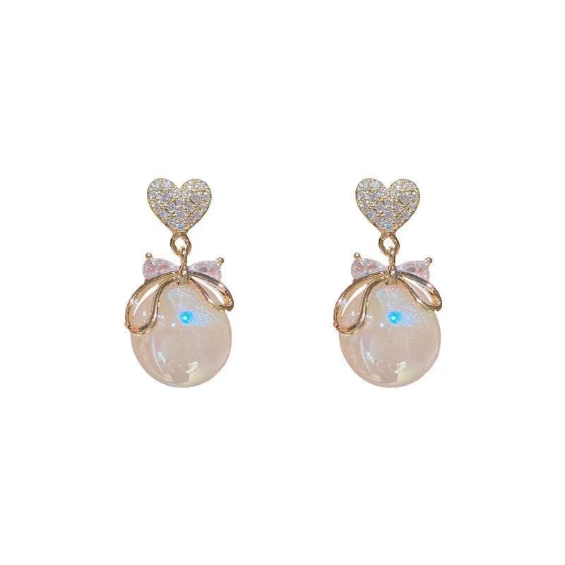 New Wave Wild Love Pearl Earrings