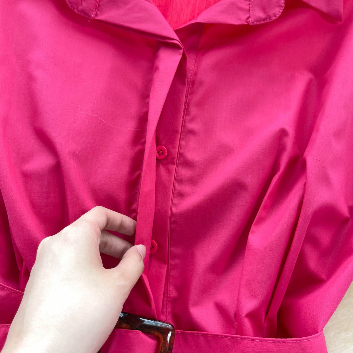 Niche Lapeled Sleeveless Shirt with Belt