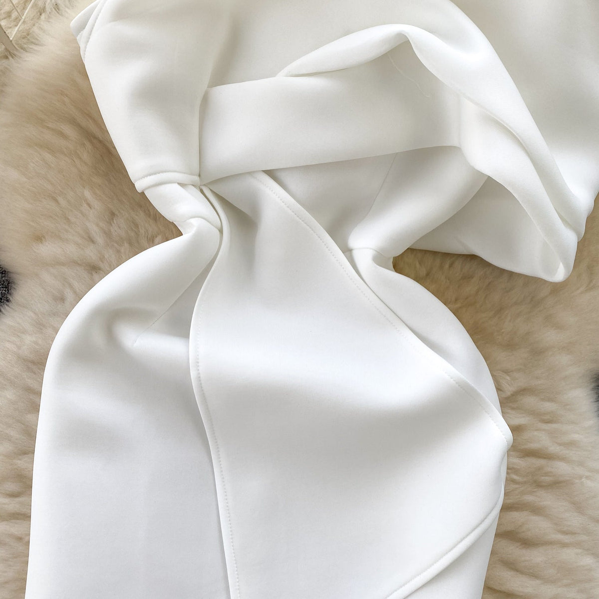 One-shoulder Ruffled Split Evening Dress