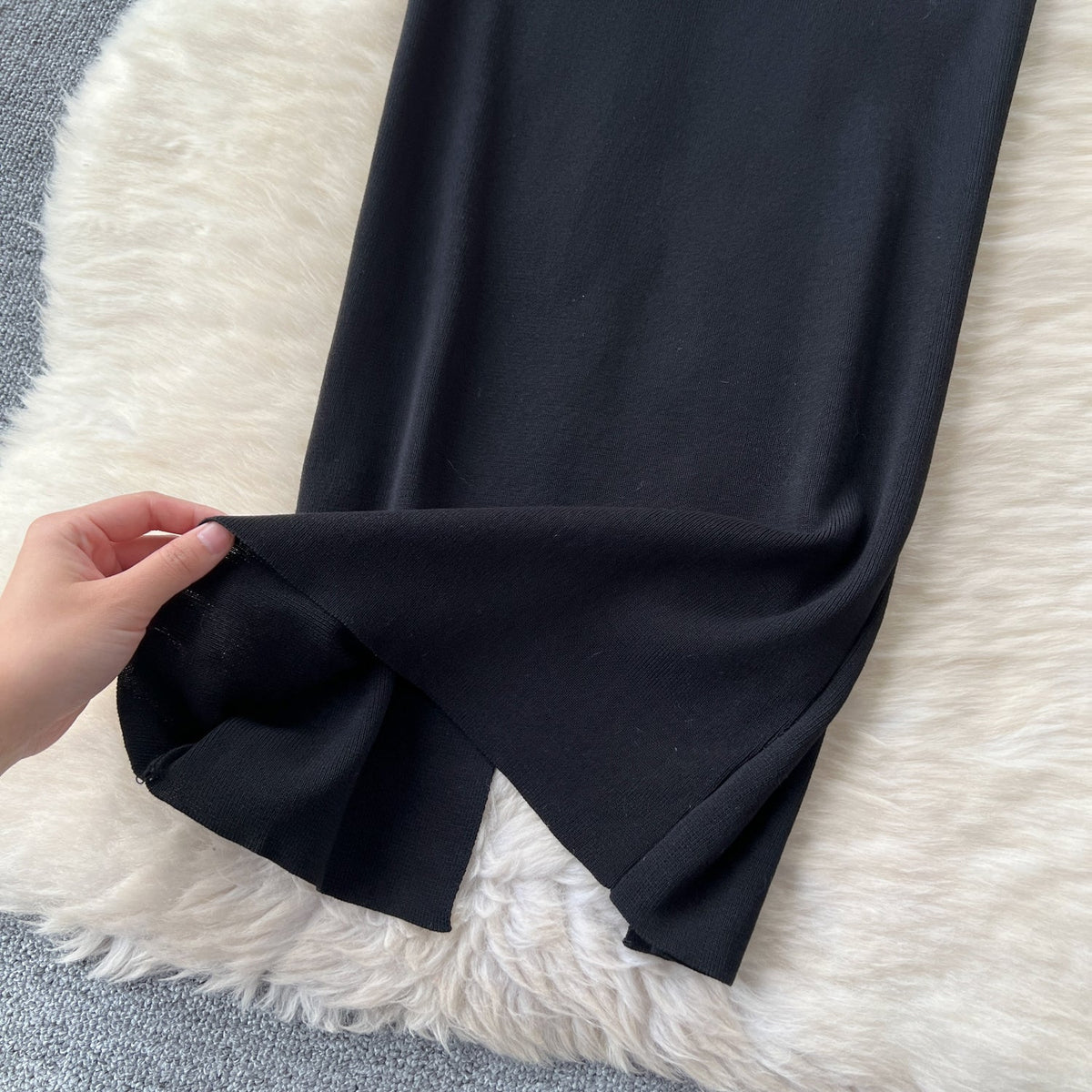 Color Blocking Black Knitted Dress